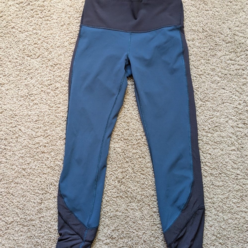 Lululemon Luxtreme 7/8 Pant Size 6 Midnight Teal/Black
